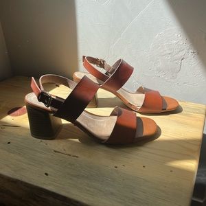 Old Navy Natural Color Heels